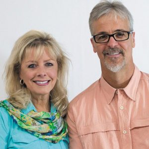 Linda and Greg Lawson, F481410