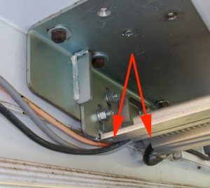 Chafing may occur at certain pinch points under a slideout.