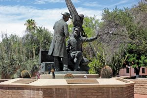 On El Presidio plaza, this work of art depicts the day in the 1840s when the Mormon battalion came through Tucson.