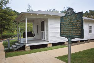 Visitors to Tupelo, Mississippi, can tour the home in which Elvis Presley was born.