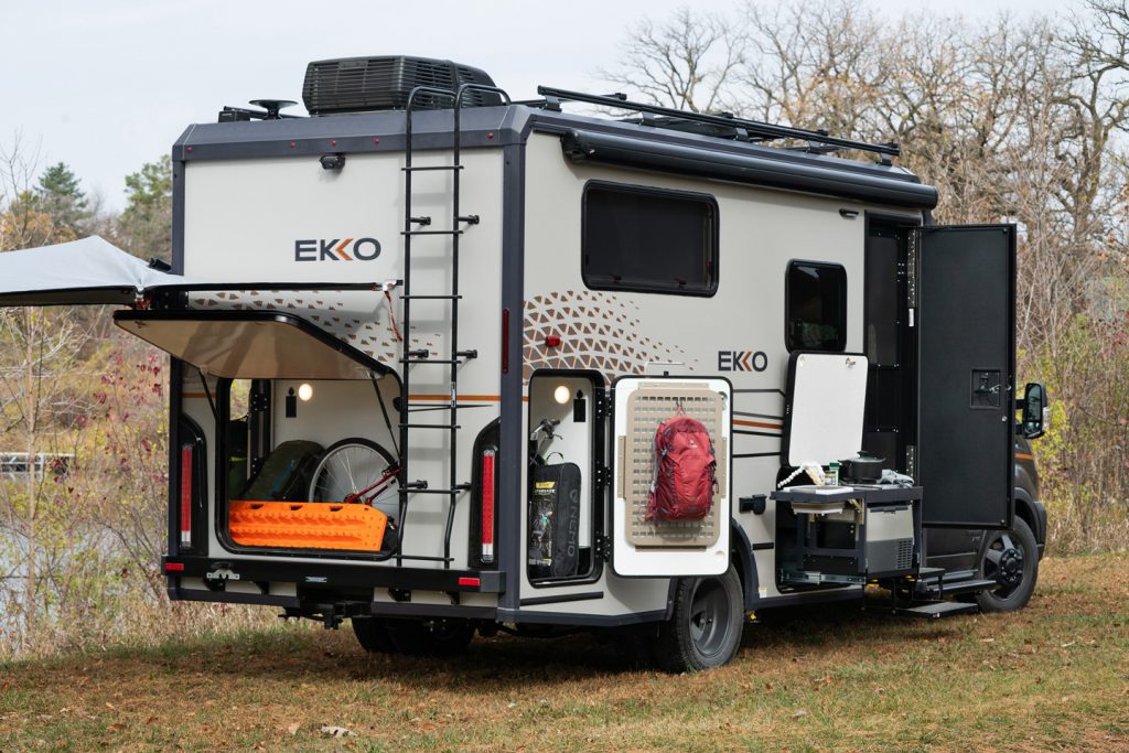 Winnebago Ekko 22A - Family RVing Magazine