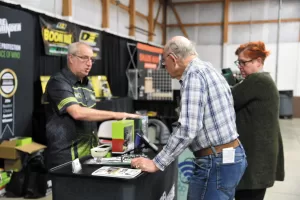 Nick Gilliam and Linda Lampe examined vendor merchandise during last year’s MS.