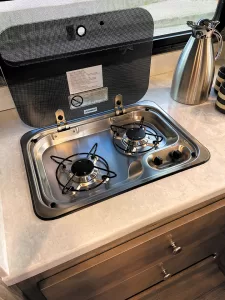 The galley is equipped with a propane cooktop.