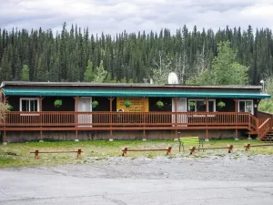 Old Town Copper Center Inn replaced the Copper Center Lodge.