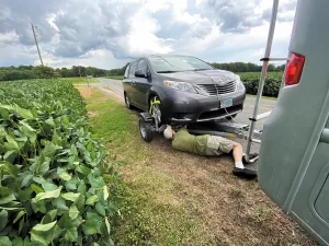 The Tammeling family set out from their home in Virginia on the maiden voyage in a new-to-them motorhome and didn’t get far before they had an adventure while seeking a spot to check the tow dolly.
