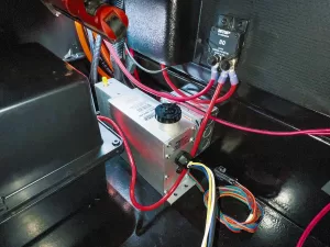 MORryde’s IS with Kodiak disc brakes requires a stand-alone trailer brake actuator. The Hydrastar HBA-16 unit uses electric signals from the brake controller in the tow vehicle to activate the new hydraulic brake system.