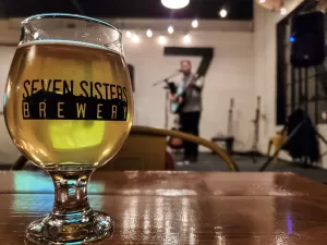 Seven Sisters Brewery showcases high-quality craft brews in a relaxing atmosphere.
