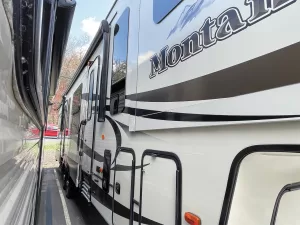 The door side is always in the shade, so it’s in almost perfect condition.