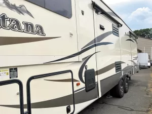 After five days of work, the Montana’s exterior looks as good as new. 