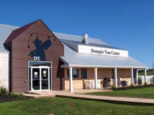 The Stompin’ Tom Centre pays tribute to a Canadian musical icon.