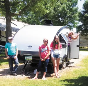 The Ross family’s fourth generation of RVers enjoy camping with their grandparents, Veronica and Jim Mumm, F689D